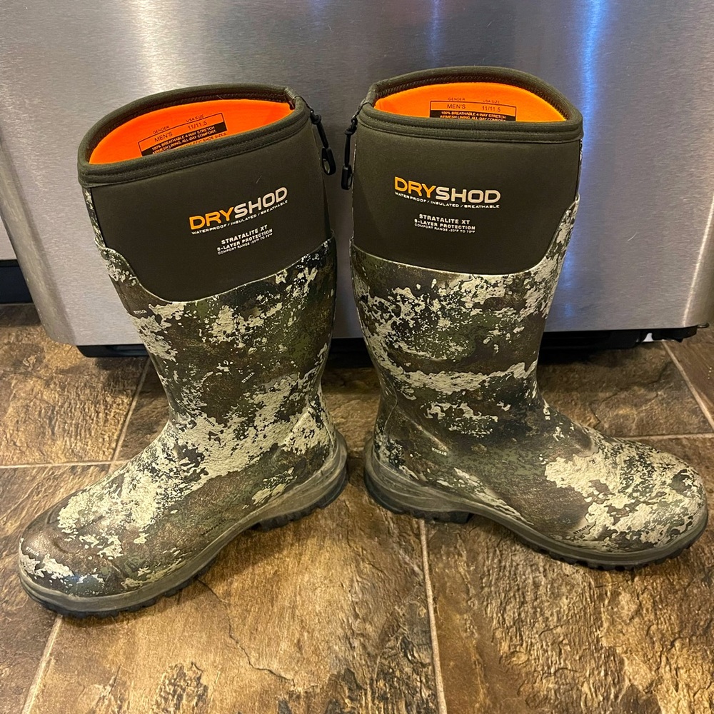 DRYSHOD  STRATALITE XT WATERPROOF MUCK-BOOTS